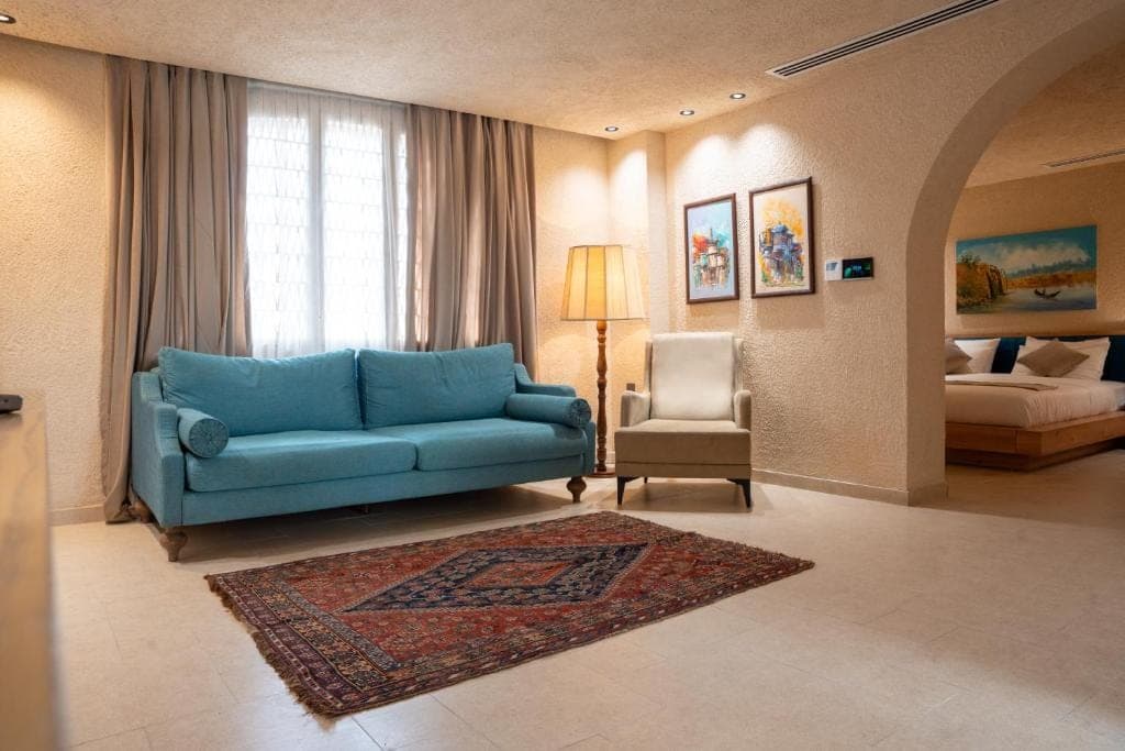 Superior Suite detail